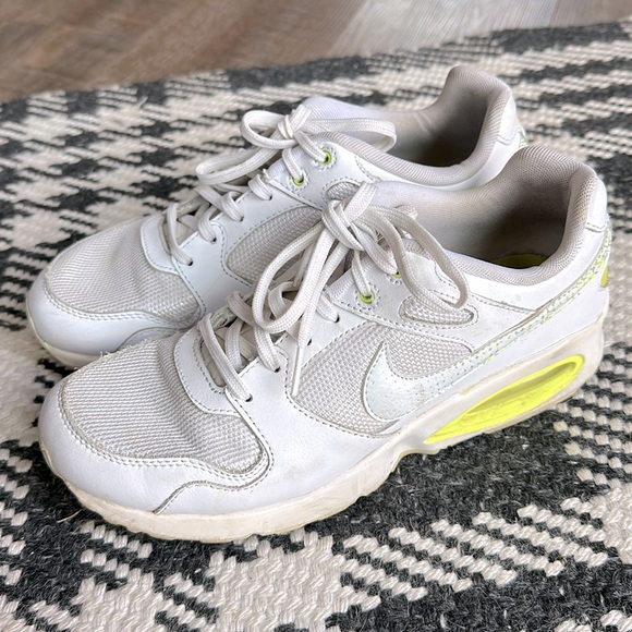 Nike Air Max Coliseum RCR Vintage Tennis Shoe - Picture 3 of 12
